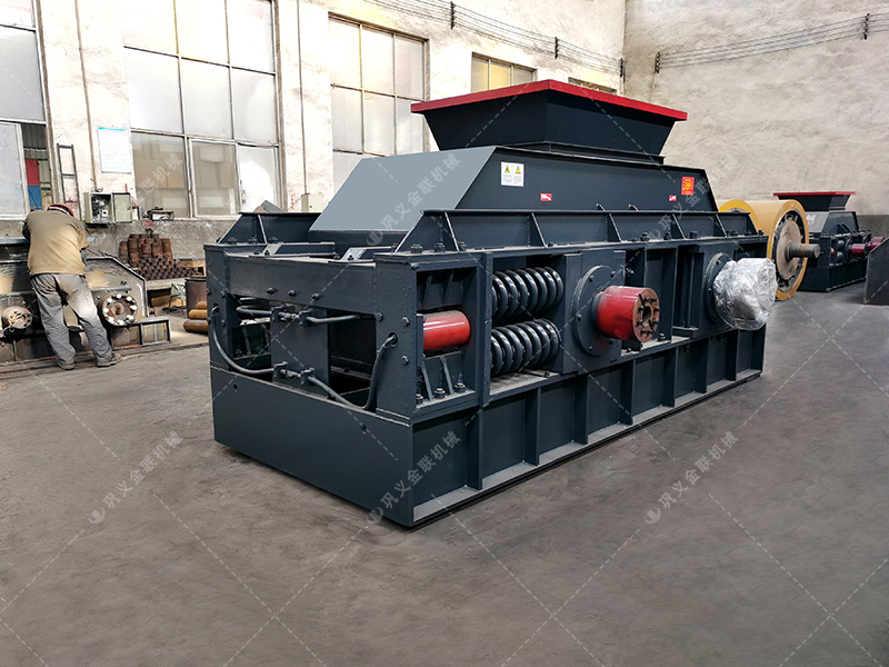 鵝卵石對輥破碎機介紹，為什么選擇金聯機械？