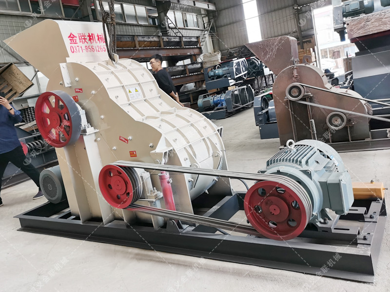 ?中型雙級粉碎機發甘肅平陽破碎煤矸石