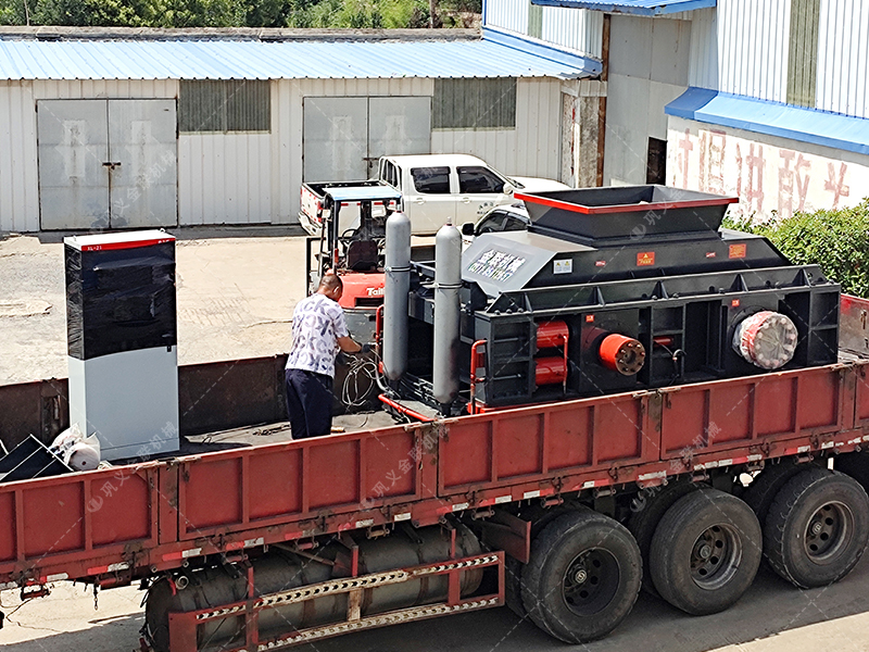 2025 年制砂設(shè)備新趨勢:全自動(dòng)液壓對輥制砂機(jī)為何成行業(yè)優(yōu)選? 2025 年制砂設(shè)備新趨勢:全自動(dòng)液壓對輥制砂機(jī)為何成行業(yè)優(yōu)選?